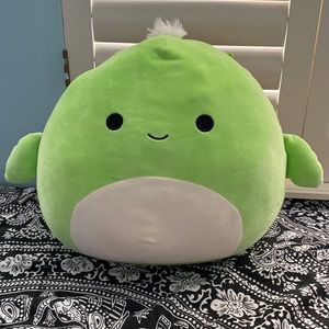 Henry the Green Turtle Squishmallow